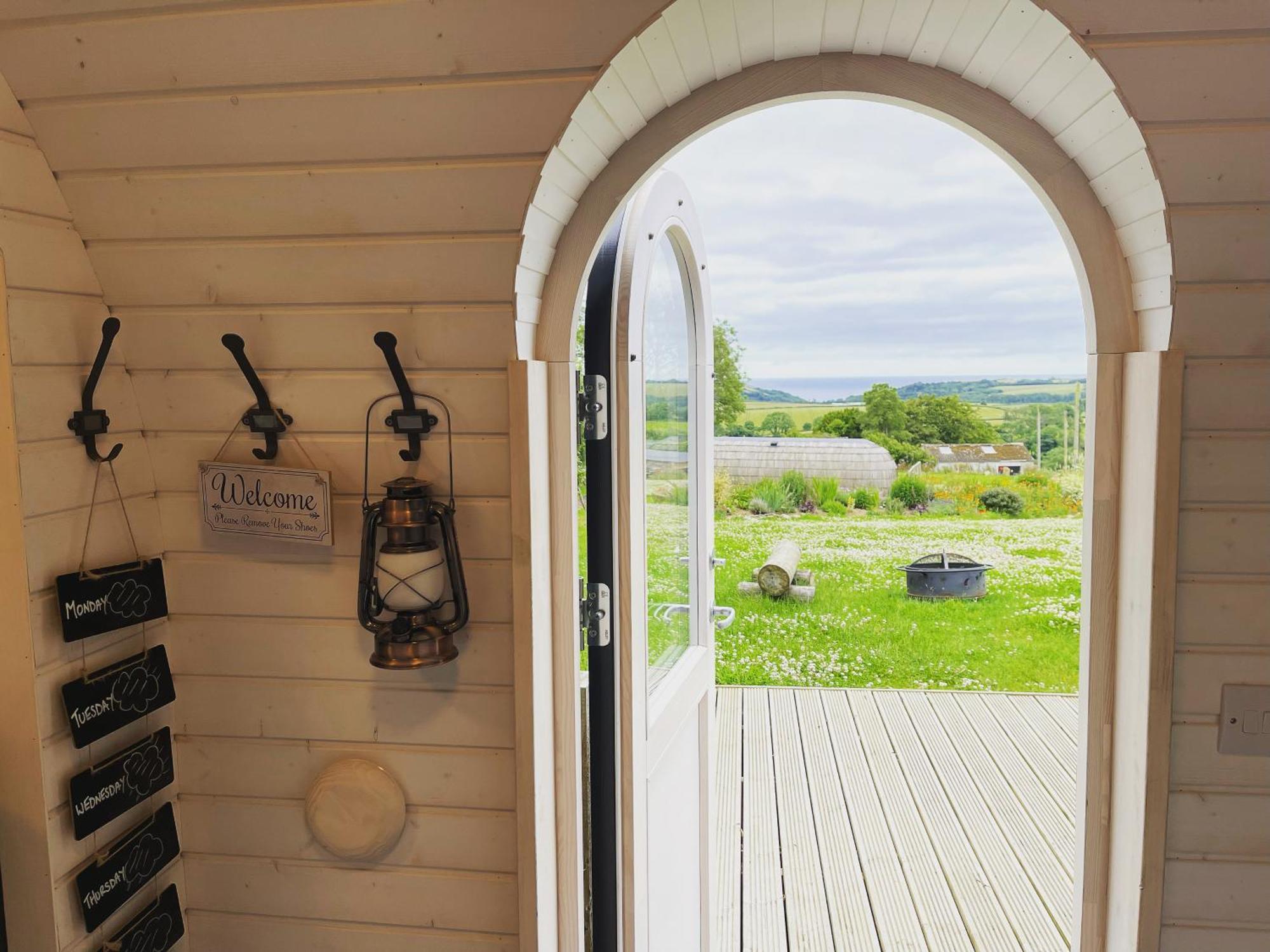Clotted Cream -Lydcott Glamping, Cornish Sea Views Vila Looe Exterior foto